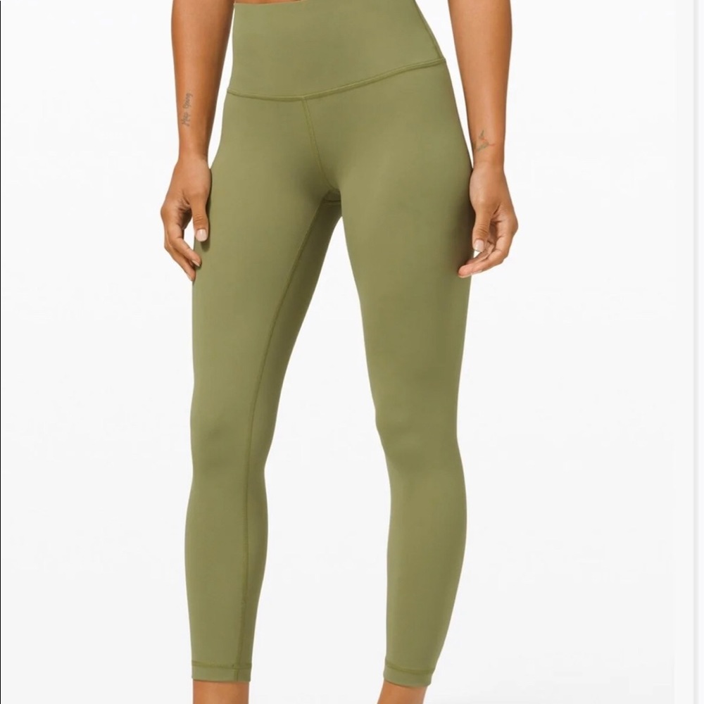Lululemon Wunder Under 25”